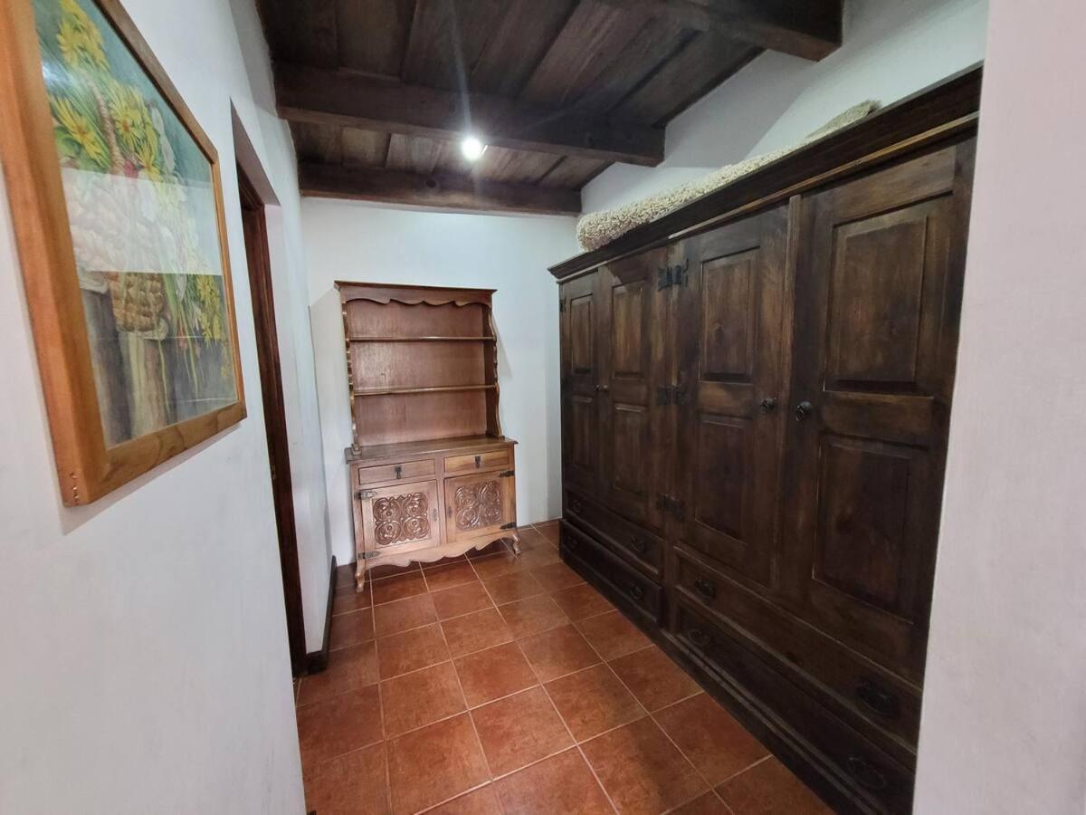 Amplia Casa Antigua Guatemala Con Pergola Y Jardin Villa Buitenkant foto