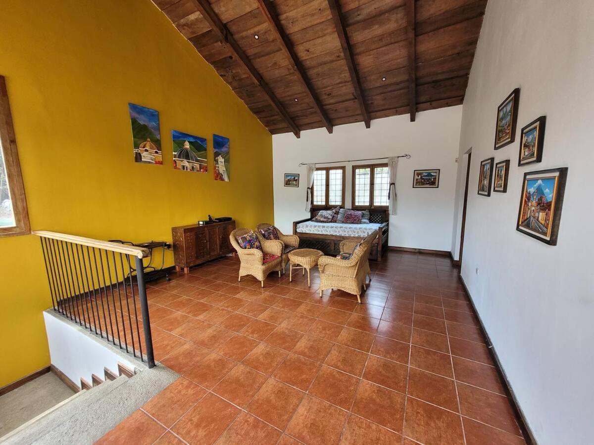 Amplia Casa Antigua Guatemala Con Pergola Y Jardin Villa Buitenkant foto